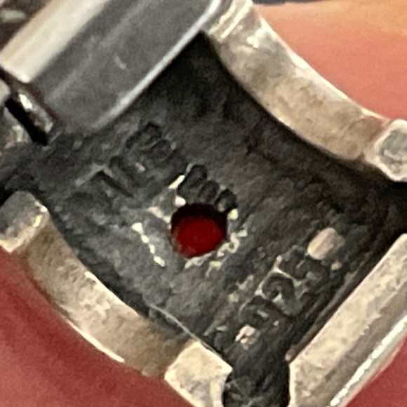 Pandora two tone clips with peridot stones - Picture 8 of 8